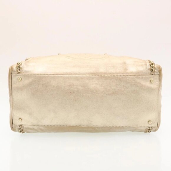 CHANEL Grained Calf Skin Tote Bag Leather White CC Auth 28380A - Picture 7 of 16